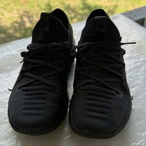 Under Armour Phamtom Black Sports Footwear size 10